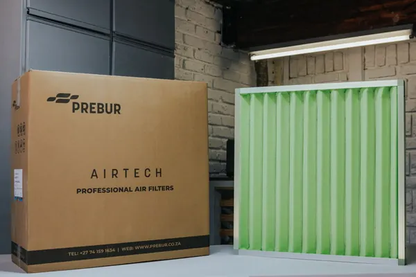 Airtech G4 panel filter: boxed product