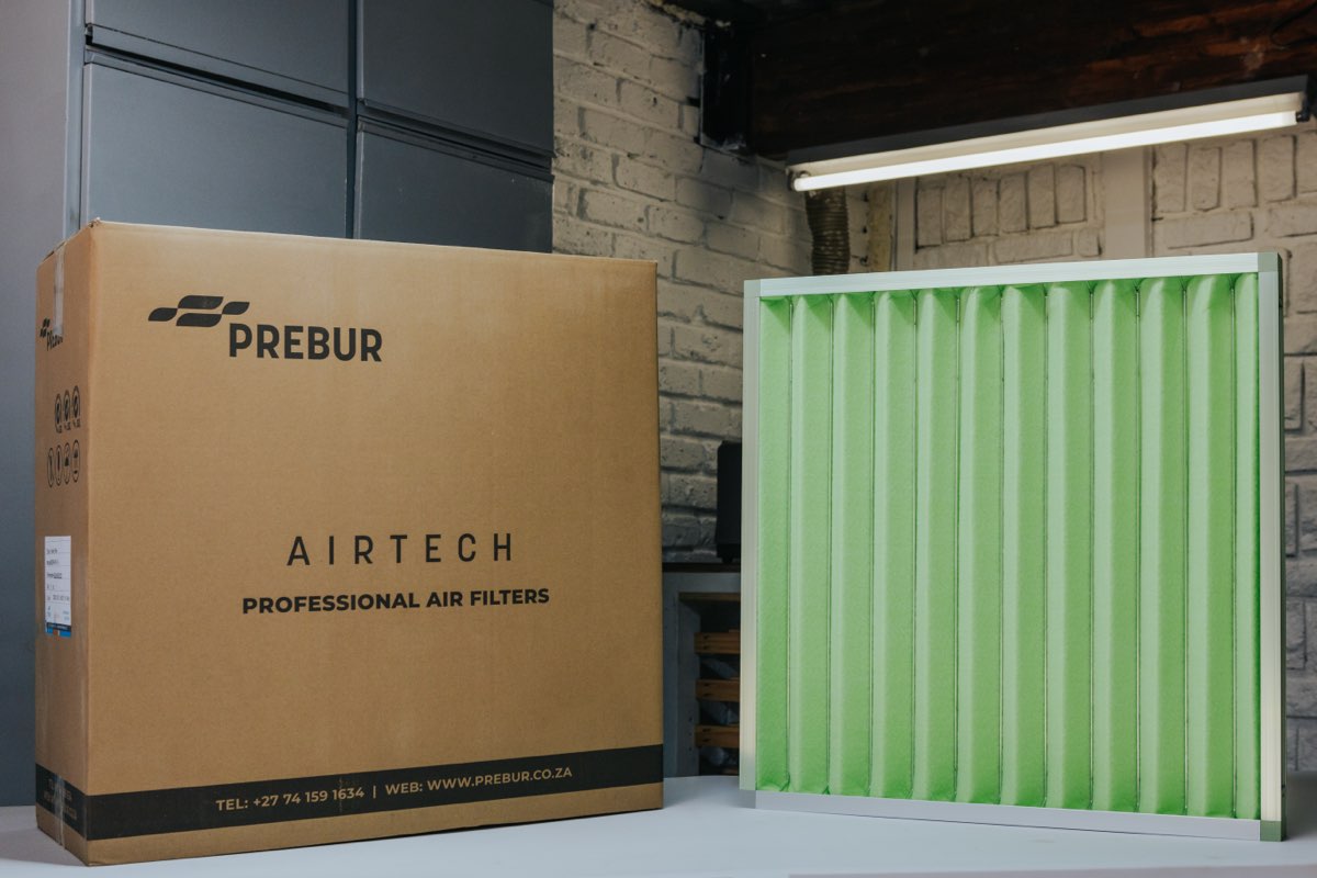 Airtech G4 panel filter — boxed product