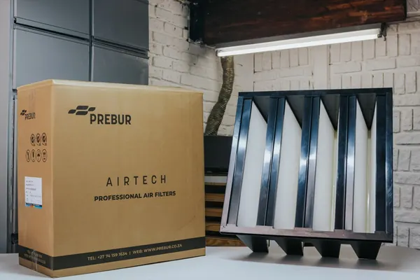 Airtech F9 V-Bank filter: boxed product